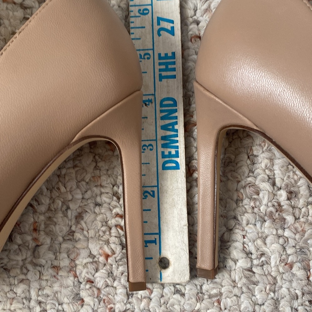 Nine West Natural Tatiana' Pointy Toe Pump size 6M - Picture 8 of 10